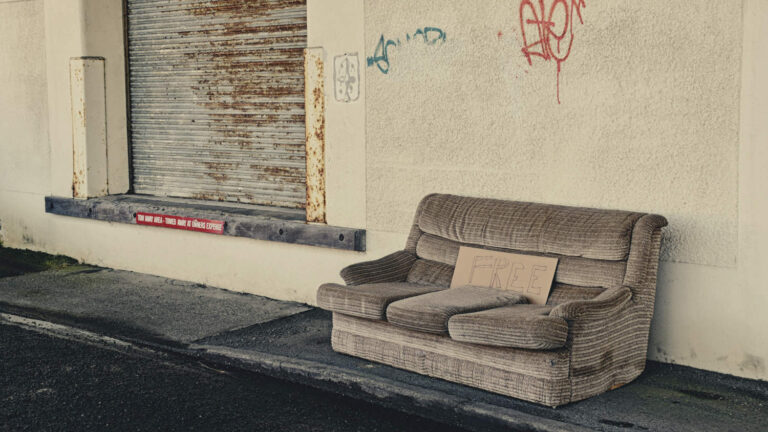 In Photography Circles Opinions Will Always Be Divided - Free Couch
